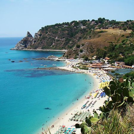 Hotel Eolo Capo Vaticano Exteriör bild