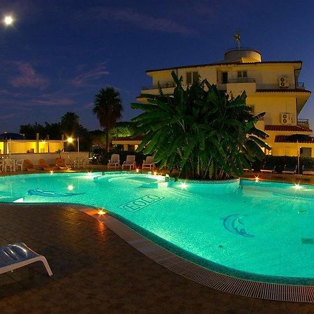 Hotel Eolo Capo Vaticano Exteriör bild