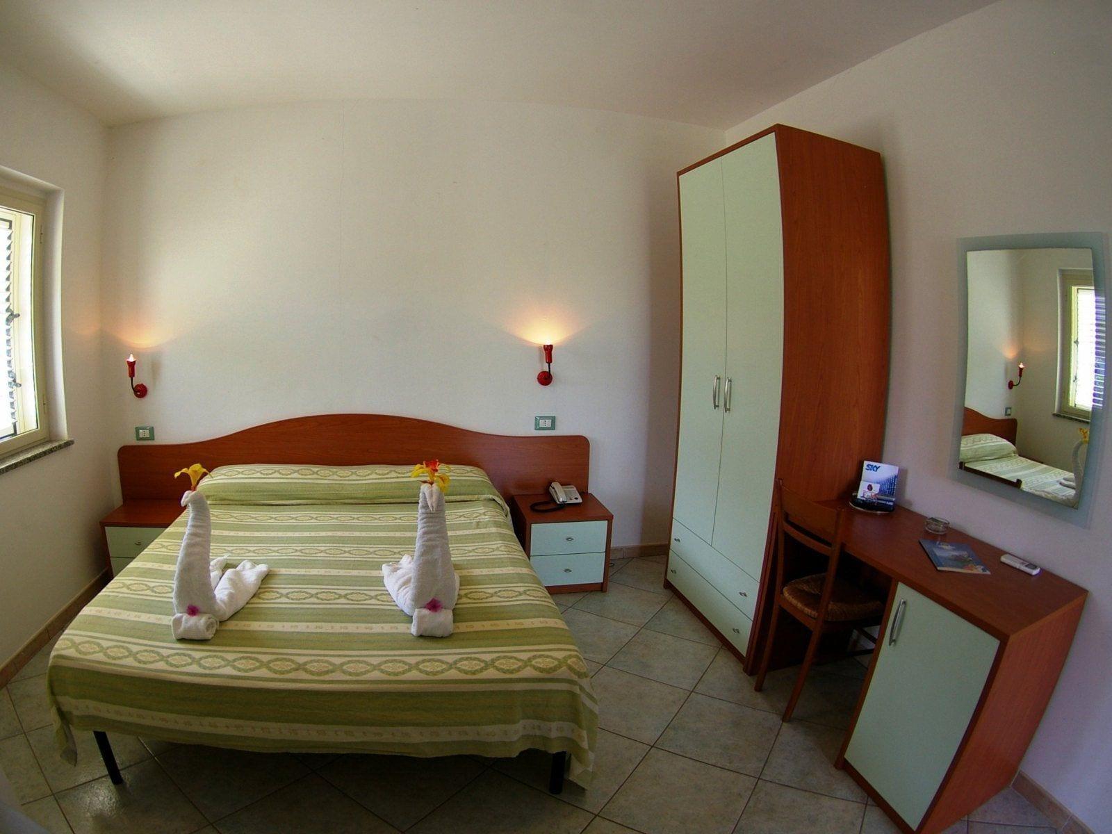 Hotel Eolo Capo Vaticano Exteriör bild