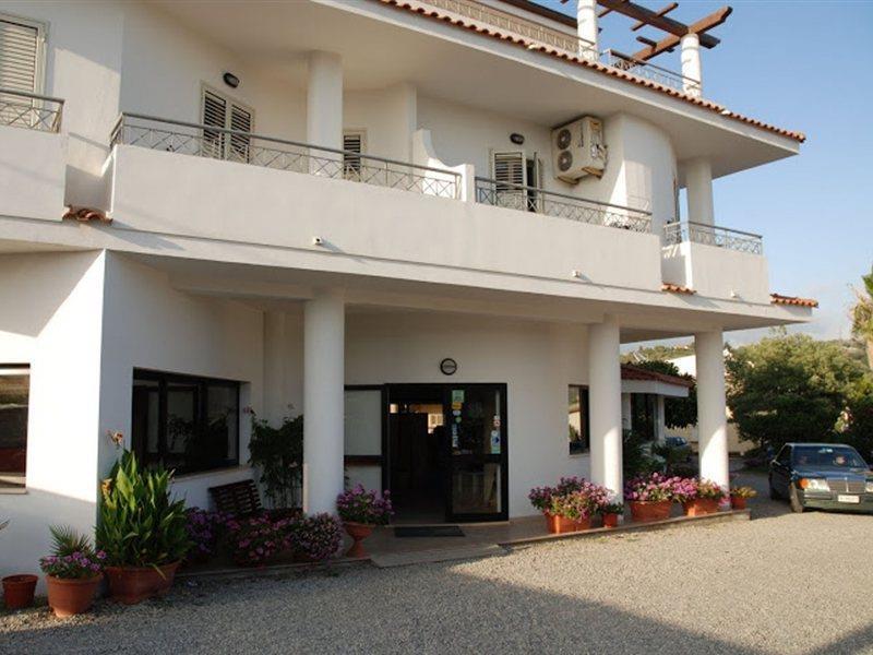 Hotel Eolo Capo Vaticano Exteriör bild